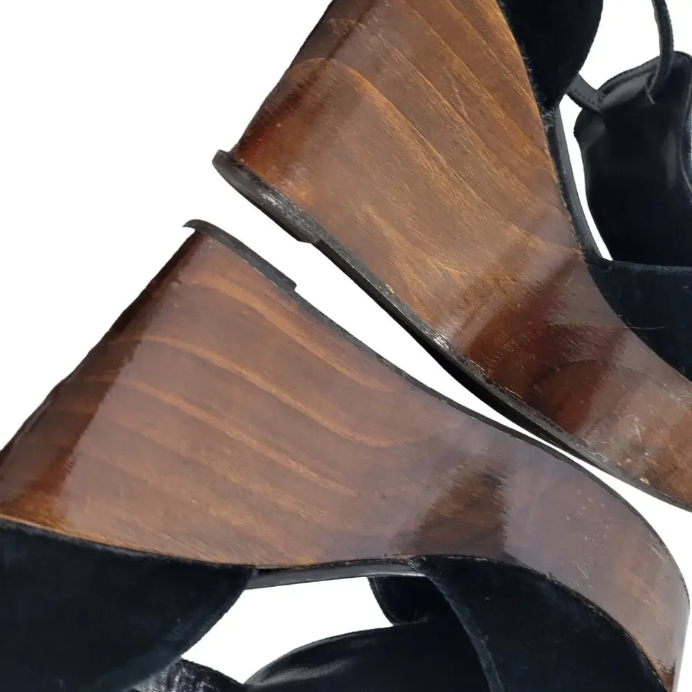 Bettye Muller Heel Wedge Black Velvet Platform Wood T Strap Peep Toe Chunky 9.5